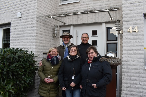 Elke L., Susanne E., Daniela N., Andreas E. und Stefan B. (das Team gewann 9:3)